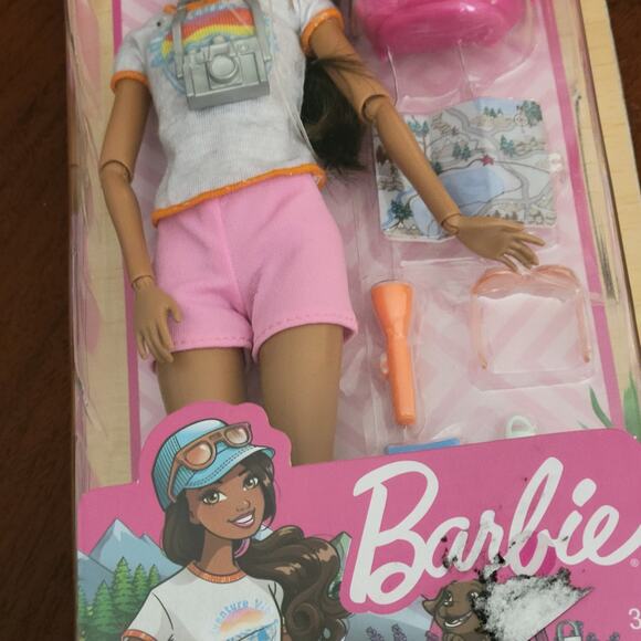 Barbie Hiking Doll Brunette with Puppy & 9 Accessories Including Backpack New - Picture 3 of 15